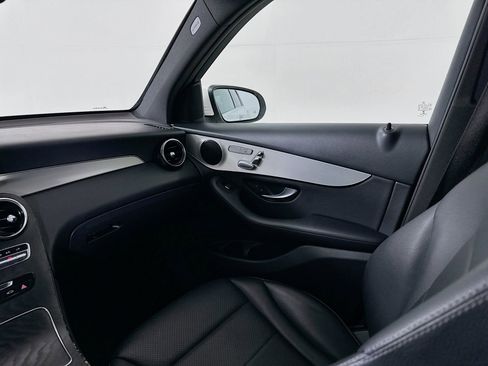 Certified 2019 Mercedes-Benz GLC 300 image 24