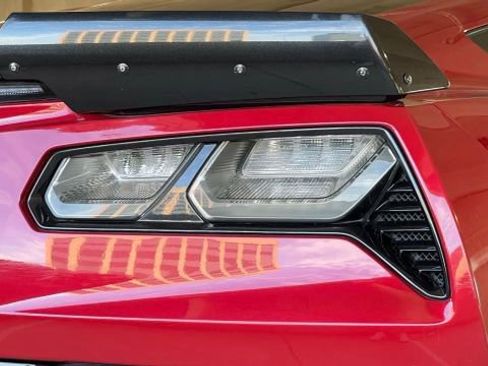 Used 2015 Chevrolet Corvette Z06 w/ 3LZ Preferred Equipment Group image 47