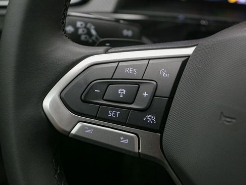 New 2026 Volkswagen Atlas Peak Edition AWD/4WD image 24