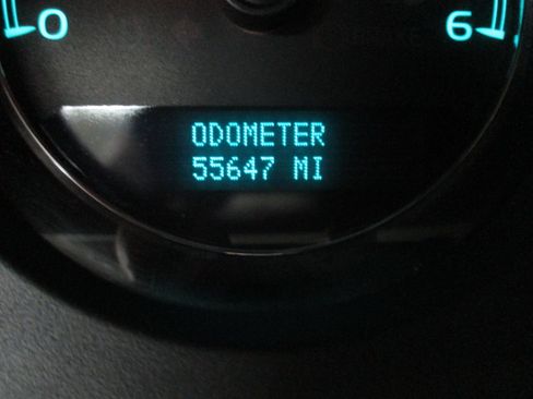 Used 2007 Chevrolet Suburban 2500 LT w/ LT Preferred Equipment Group AWD/4WD image 22