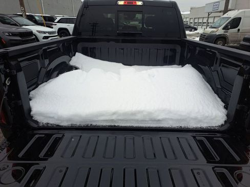 New 2026 RAM 1500 Big Horn w/ Night Edition AWD/4WD image 6