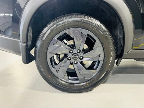 New 2026 Nissan Rogue SV FWD image 9