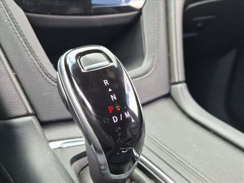 Used 2021 Cadillac XT6 Premium Luxury FWD image 16