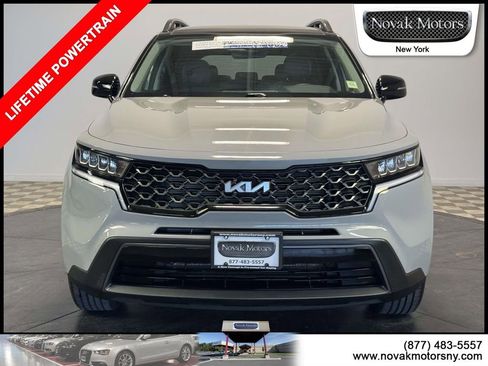 Used 2023 Kia Sorento S w/ Panoramic Sunroof Package AWD/4WD image 2
