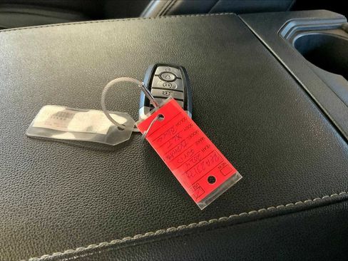 Certified 2024 Ford Expedition Max XLT image 13