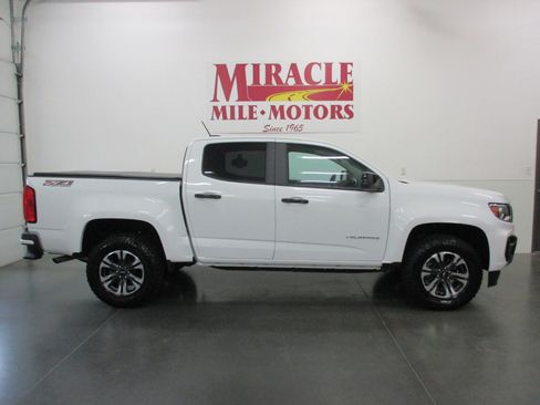 Used 2022 Chevrolet Colorado Z71 image 6