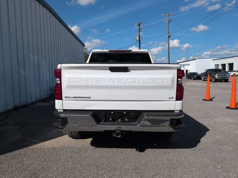Used 2021 Chevrolet Silverado 1500 LT AWD/4WD image 7