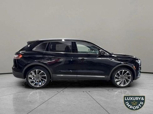 Used 2023 Lincoln Nautilus Reserve w/ Equipment Group 202A image 4