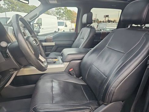 Used 2016 Ford F150 Lariat image 13