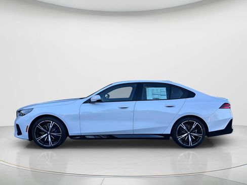 New 2026 BMW 530i w/ M Sport Package image 5