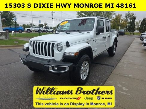 Certified 2023 Jeep Gladiator Sport image 1