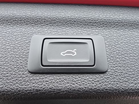 Used 2022 Audi Q3 2.0T Premium image 16