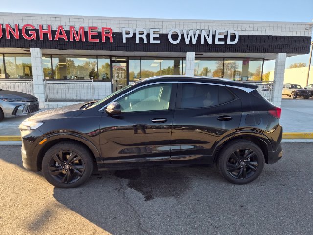 Used 2024 Buick Encore GX Sport Touring w/ Comfort Package AWD/4WD image 11