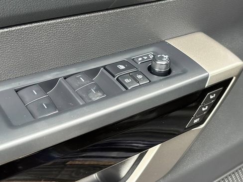 New 2026 Toyota Tundra Limited AWD/4WD image 28