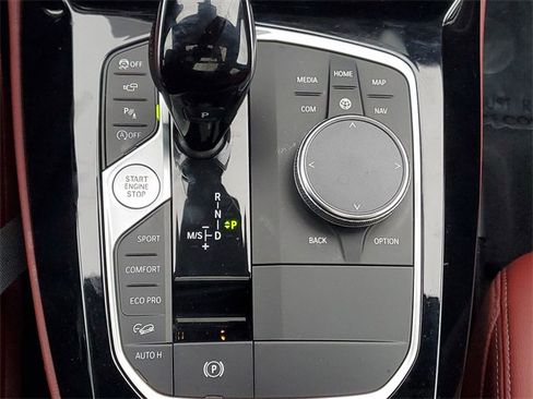 Used 2024 BMW X4 xDrive30i w/ Premium Package image 39