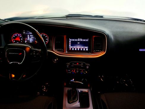 Used 2020 Dodge Charger SXT w/ Blacktop Package RWD image 24