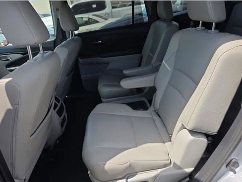 Used 2019 Honda Pilot Elite image 8