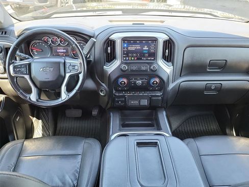 Used 2021 Chevrolet Silverado 1500 LT Trail Boss w/ Convenience Package II AWD/4WD image 11