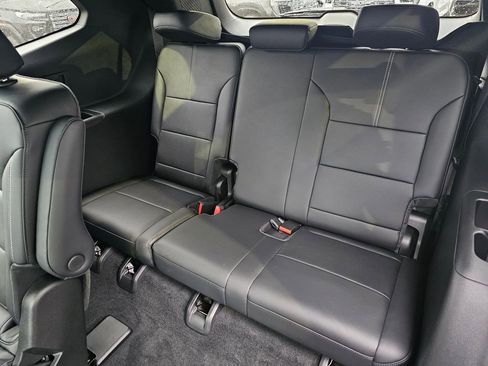 Used 2026 GMC Acadia Elevation w/ Black Edition AWD/4WD image 18