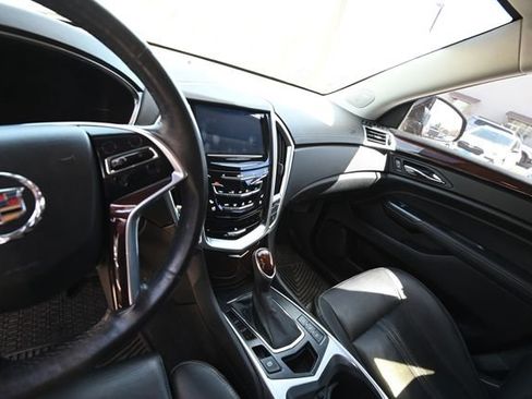 Used 2015 Cadillac SRX Premium image 8