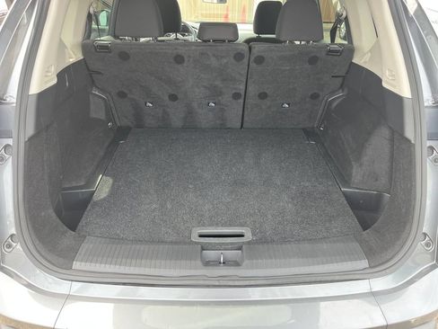 Used 2024 Nissan Rogue S AWD/4WD image 29