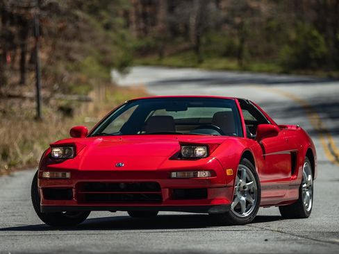 Used 1998 Acura NSX T image 2