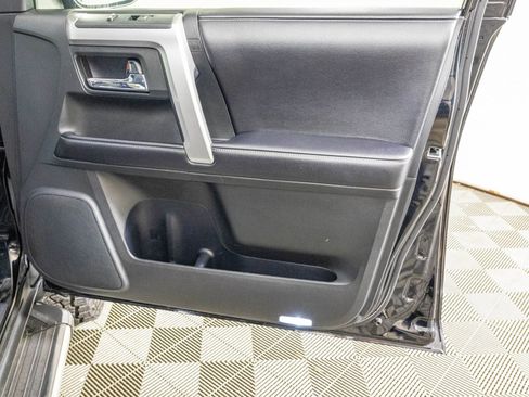 Used 2016 Toyota 4Runner SR5 Premium AWD/4WD image 47