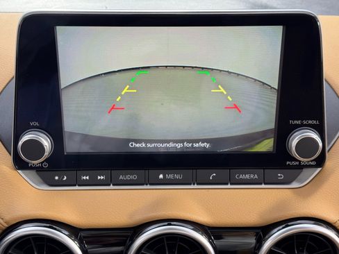 Used 2022 Nissan Sentra SV w/ SV Premium Package image 24