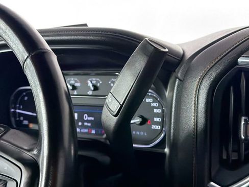 Used 2021 GMC Sierra 2500 AT4 w/ AT4 Preferred Package AWD/4WD image 17