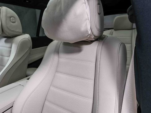 New 2026 Mercedes-Benz GLS 580 4MATIC image 28
