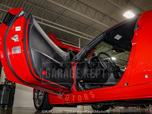 Used 2007 Chevrolet Corvette Coupe image 86