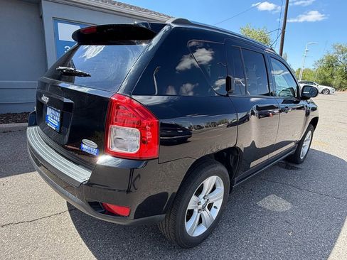 Used 2012 Jeep Compass Latitude AWD/4WD image 5