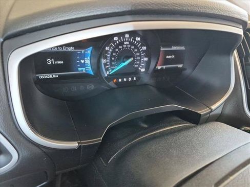 Used 2016 Ford Edge SEL w/ Equipment Group 201A AWD/4WD image 11