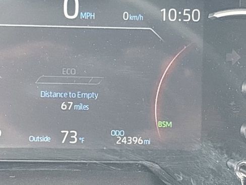 Used 2025 Toyota RAV4 XLE FWD image 12