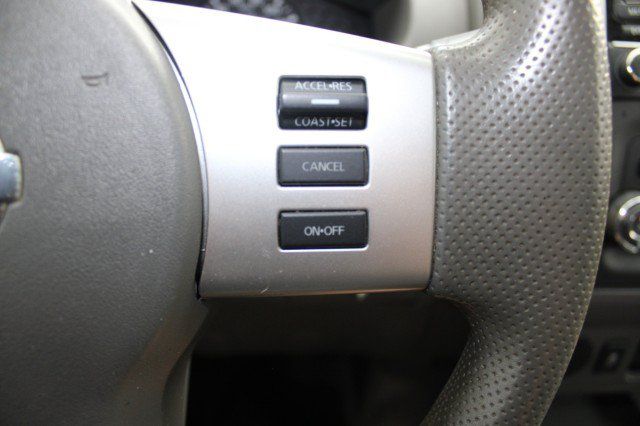 Used 2015 Nissan Frontier SV RWD image 26