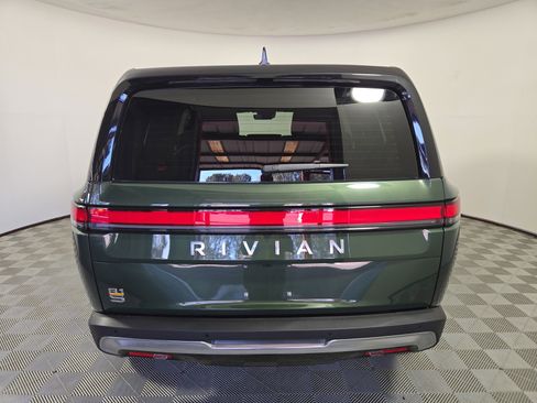 Used 2023 Rivian R1S Adventure image 4