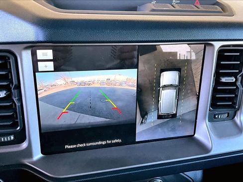 Used 2022 Ford Bronco Outer Banks image 28