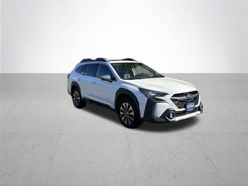 Used 2023 Subaru Outback Touring XT AWD/4WD image 4