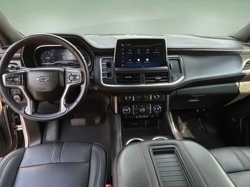 Used 2023 Chevrolet Suburban RST w/ Max Trailering Package image 16