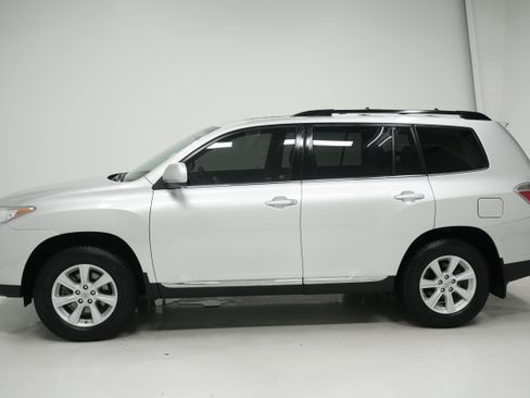 Used 2013 Toyota Highlander SE image 7