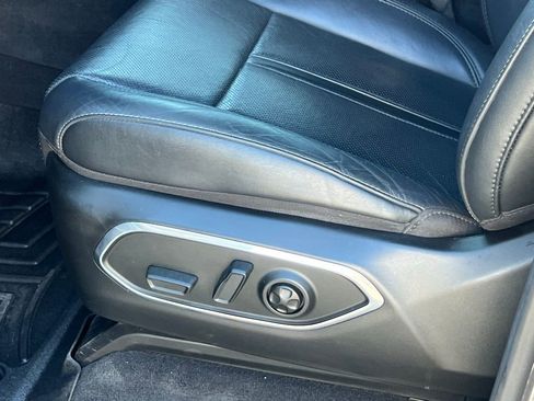 Used 2022 Jeep Wagoneer Series III w/ Flexible Seating Group AWD/4WD image 29