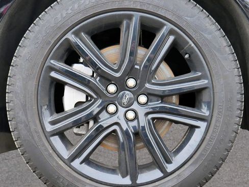 Used 2024 Ford Edge ST-Line AWD/4WD image 16