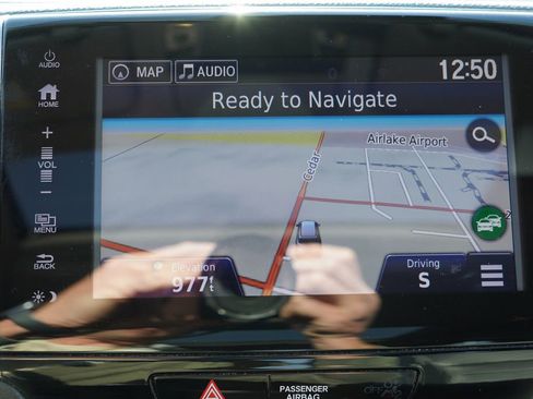 Used 2018 Honda Pilot Elite image 30