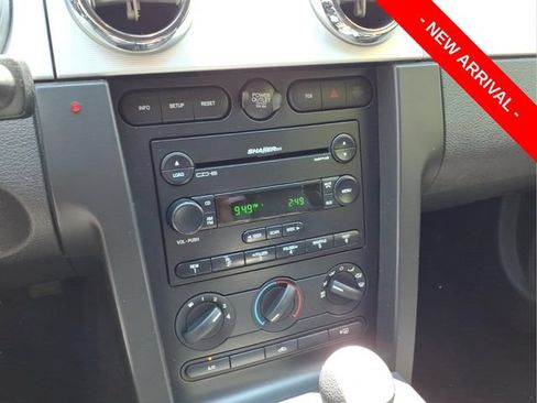 Used 2006 Ford Mustang GT Premium RWD image 22