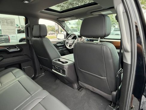 Certified 2024 GMC Sierra 1500 Denali w/ Technology Package AWD/4WD image 12