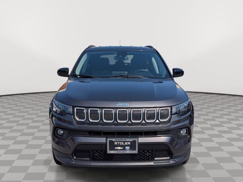 Used 2022 Jeep Compass Latitude w/ Convenience Group AWD/4WD image 8