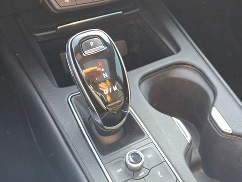 Used 2020 Cadillac XT4 Sport w/ Cold Weather Package image 31