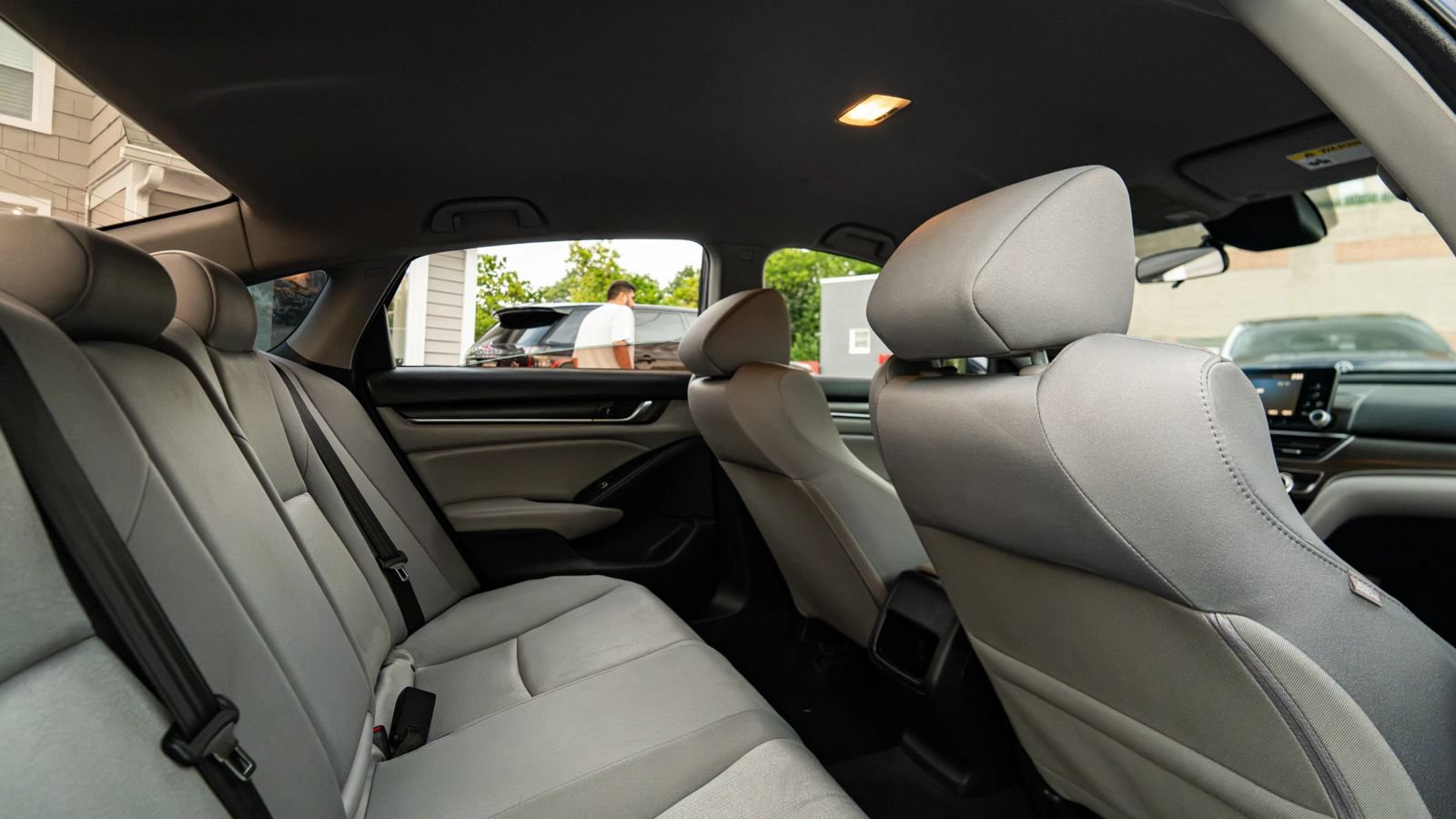 Used 2018 Honda Accord LX image 17
