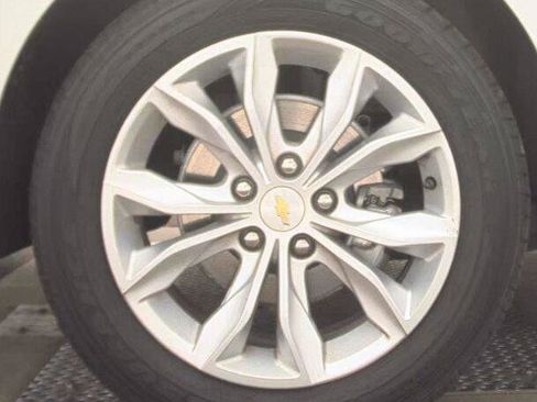 Used 2024 Chevrolet Malibu LT FWD image 10