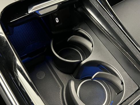 New 2025 Mercedes-Benz GLC 43 AMG 4MATIC Coupe image 32